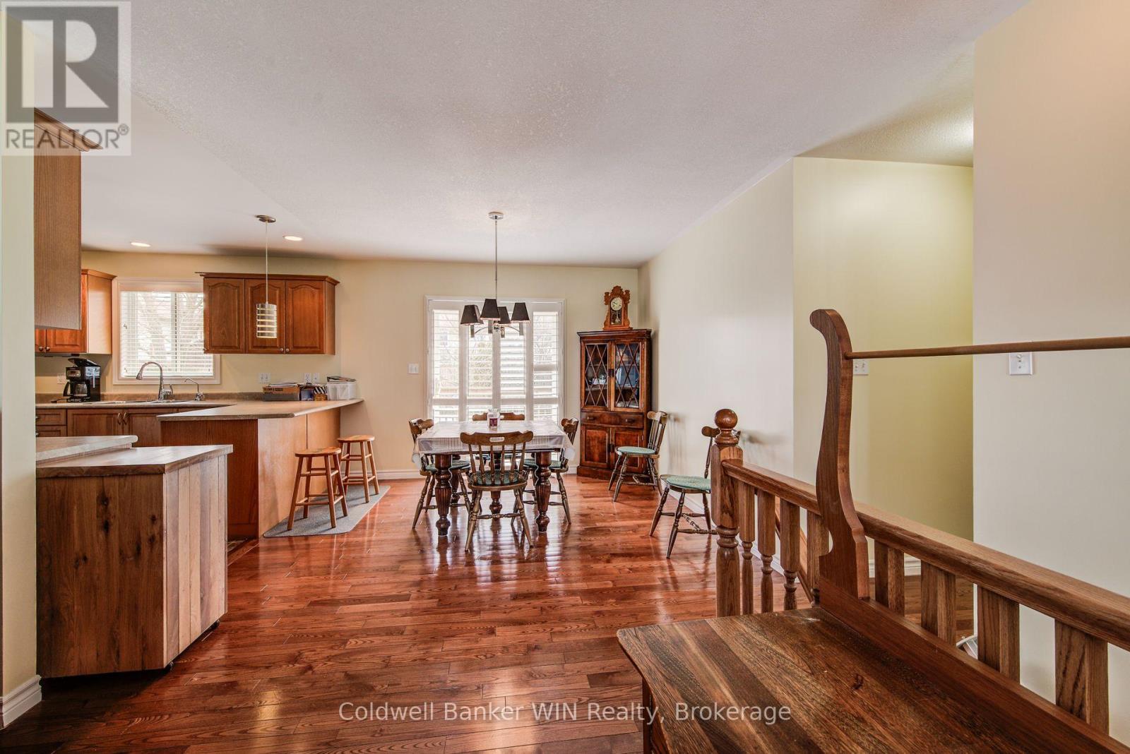 190 Sarah Road, Wellington North (Mount Forest), Ontario  N0G 2L2 - Photo 11 - X12924022