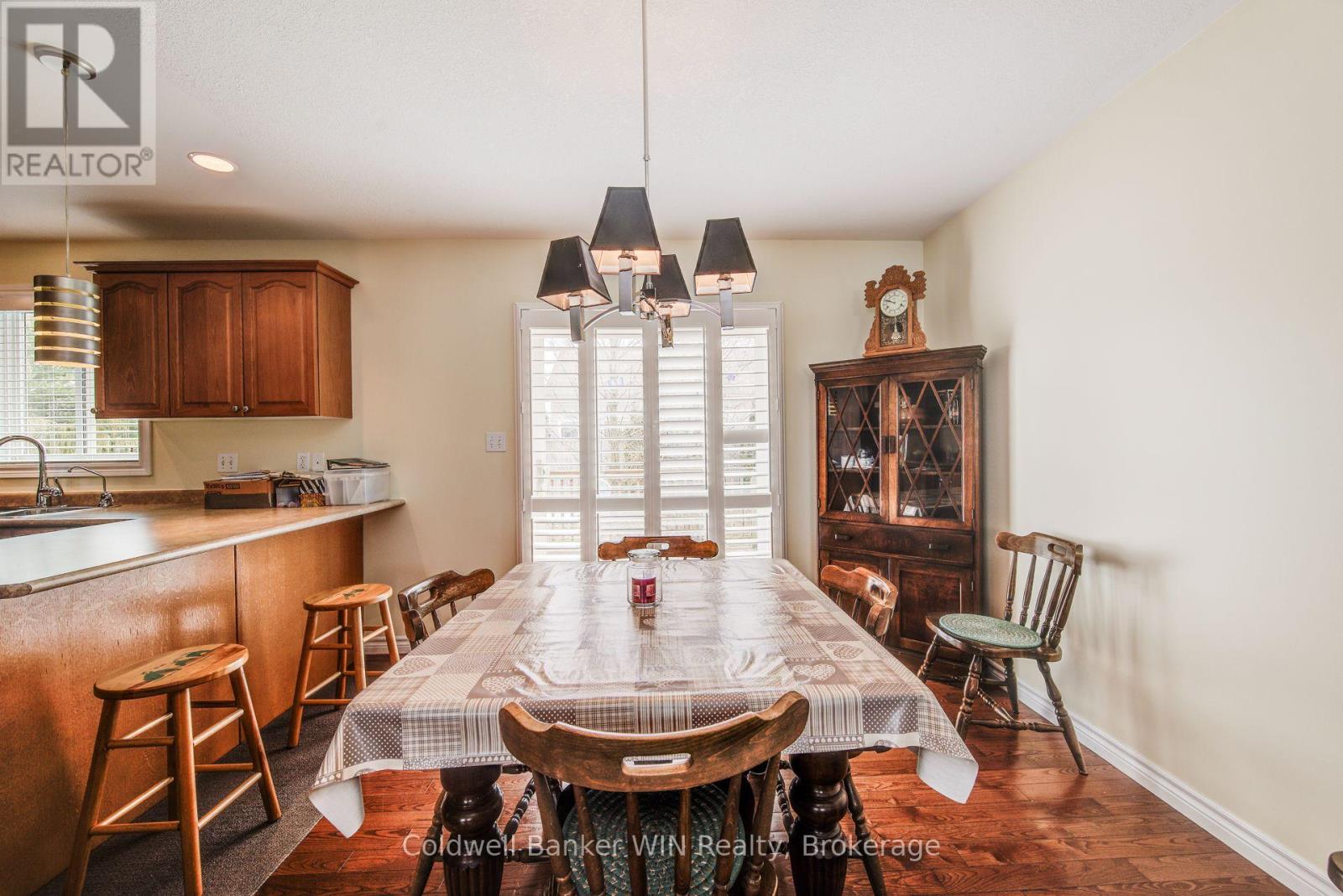 190 Sarah Road, Wellington North (Mount Forest), Ontario  N0G 2L2 - Photo 13 - X12924022