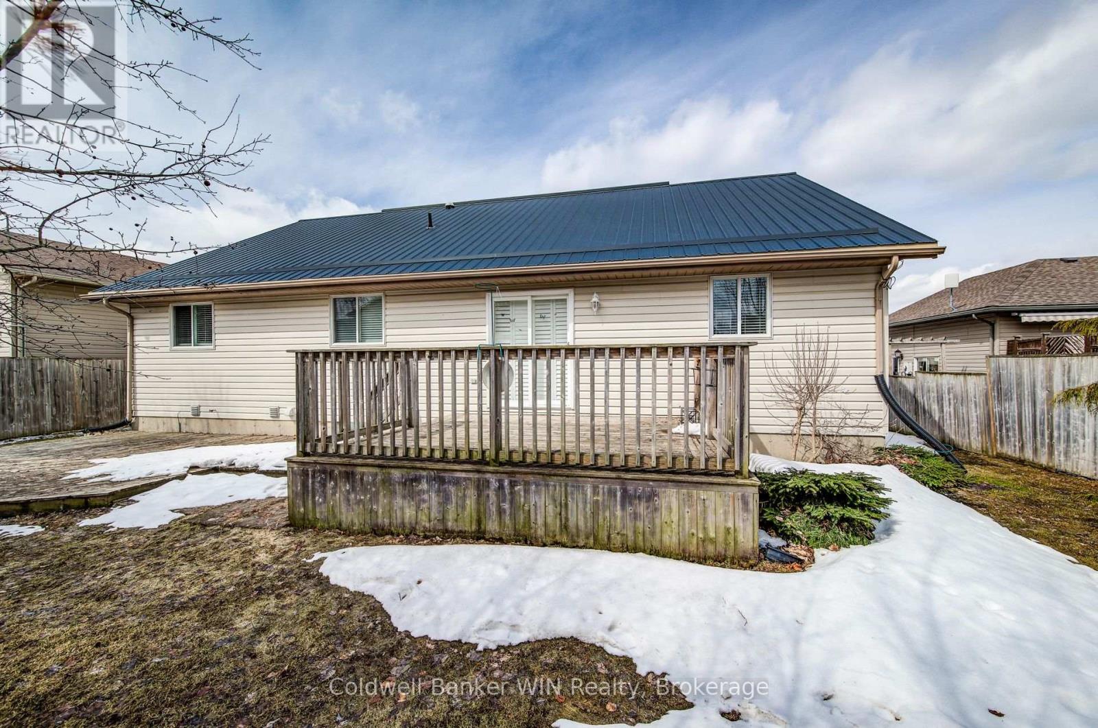 190 Sarah Road, Wellington North (Mount Forest), Ontario  N0G 2L2 - Photo 42 - X12924022
