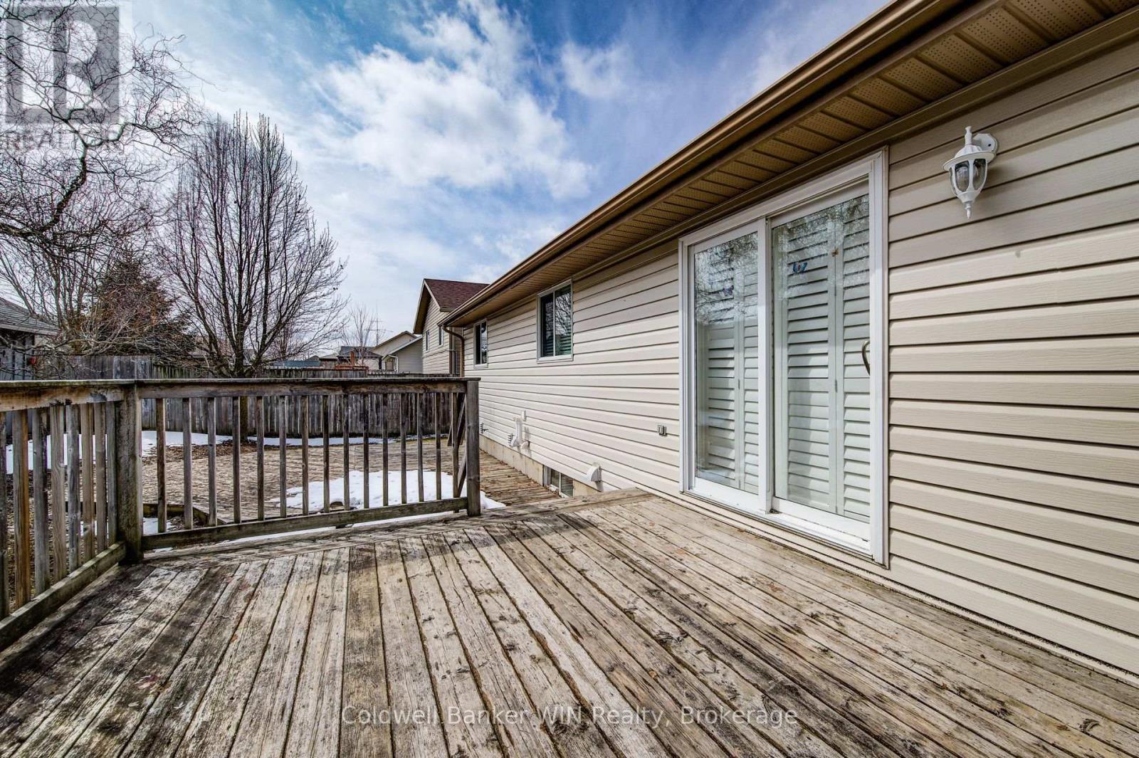 190 Sarah Road, Wellington North (Mount Forest), Ontario  N0G 2L2 - Photo 48 - X12924022