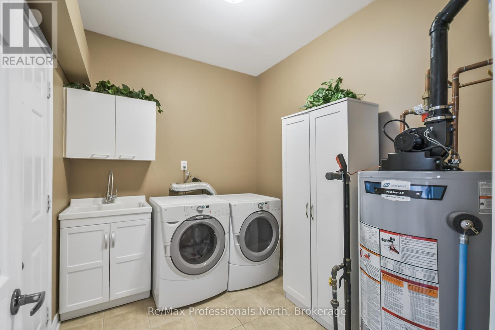 15 Muskoka Bay Boulevard, Gravenhurst, Ontario  P1P 0A1 - Photo 19 - X12924030