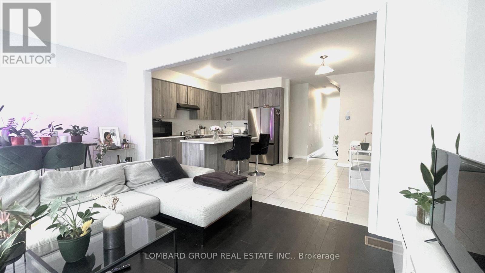 142 Lilac Circle, Haldimand, Ontario  N3W 0H7 - Photo 12 - X12922108