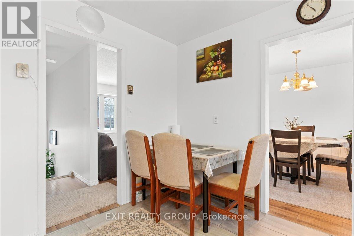 12 Chown Crescent, Belleville, Ontario  K8P 4P9 - Photo 10 - X12923946