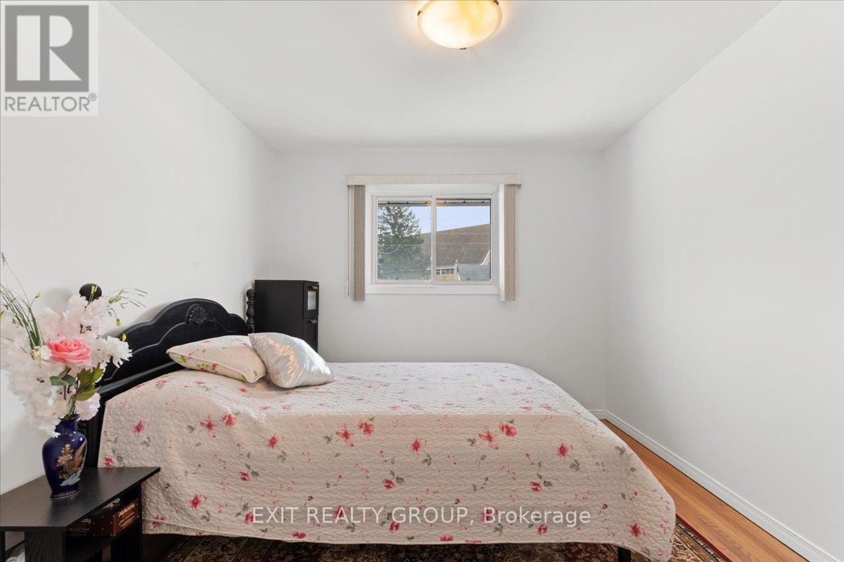 12 Chown Crescent, Belleville, Ontario  K8P 4P9 - Photo 14 - X12923946