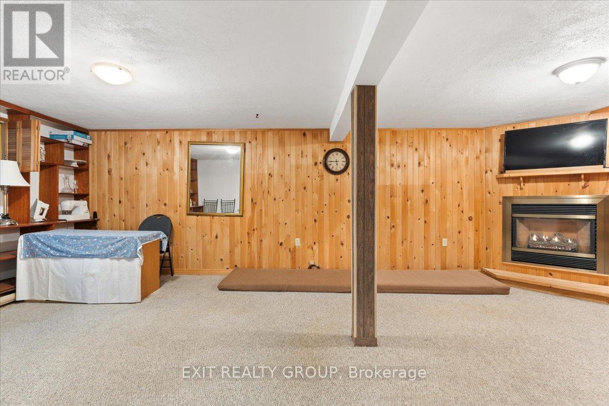 12 Chown Crescent, Belleville, Ontario  K8P 4P9 - Photo 19 - X12923946