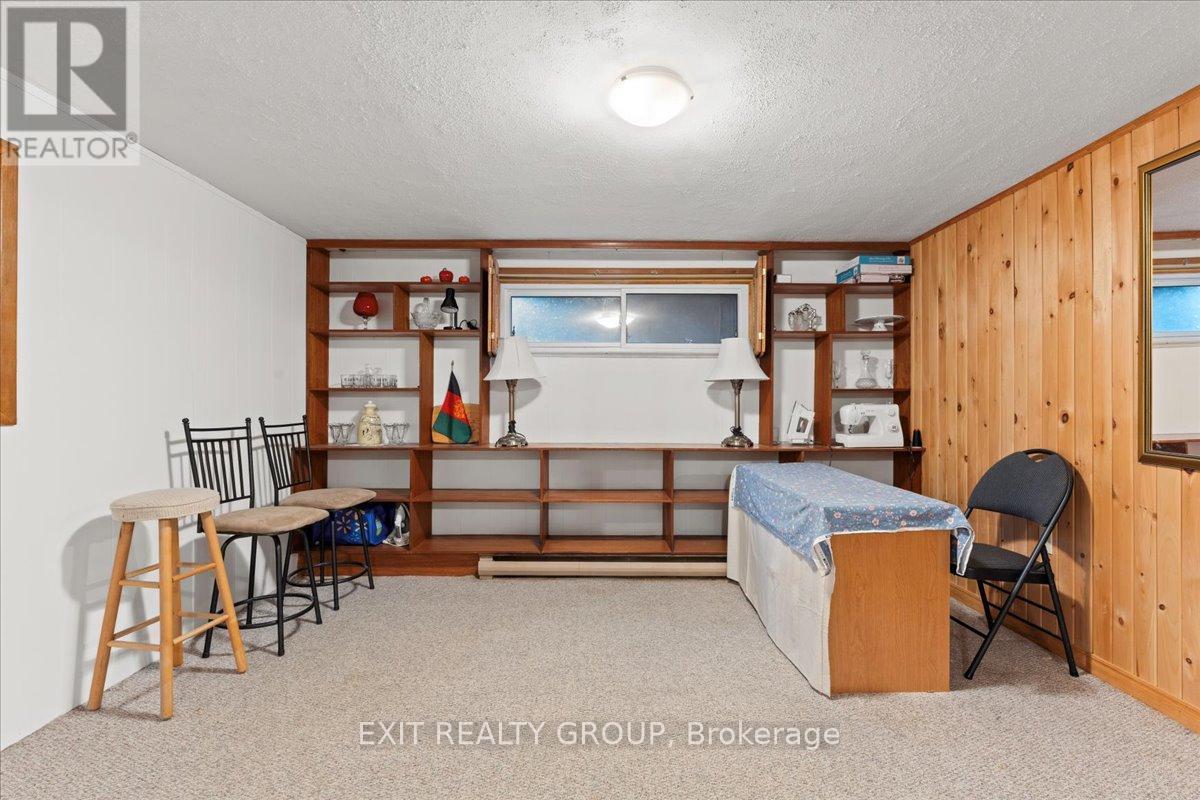 12 Chown Crescent, Belleville, Ontario  K8P 4P9 - Photo 21 - X12923946