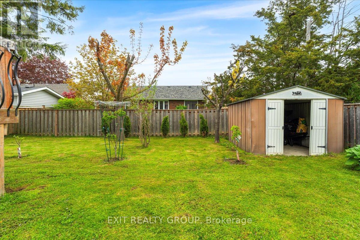 12 Chown Crescent, Belleville, Ontario  K8P 4P9 - Photo 32 - X12923946