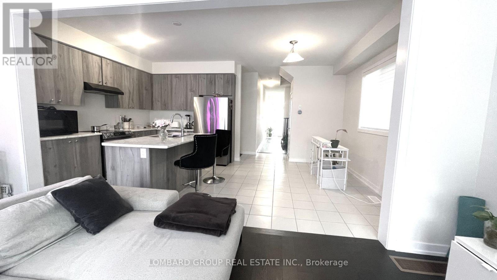 142 Lilac Circle, Haldimand, Ontario  N3W 0H7 - Photo 6 - X12922108