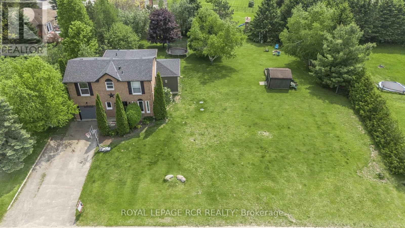 18 Peter Street, Amaranth, Ontario  L9W 5Z8 - Photo 2 - X12923780