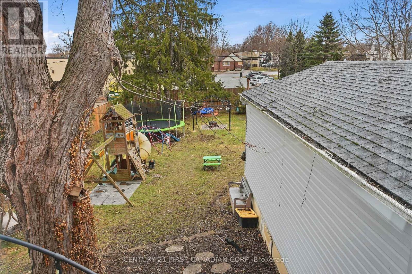 76 High Street, London South, Ontario  N6C 4J9 - Photo 40 - X12923988