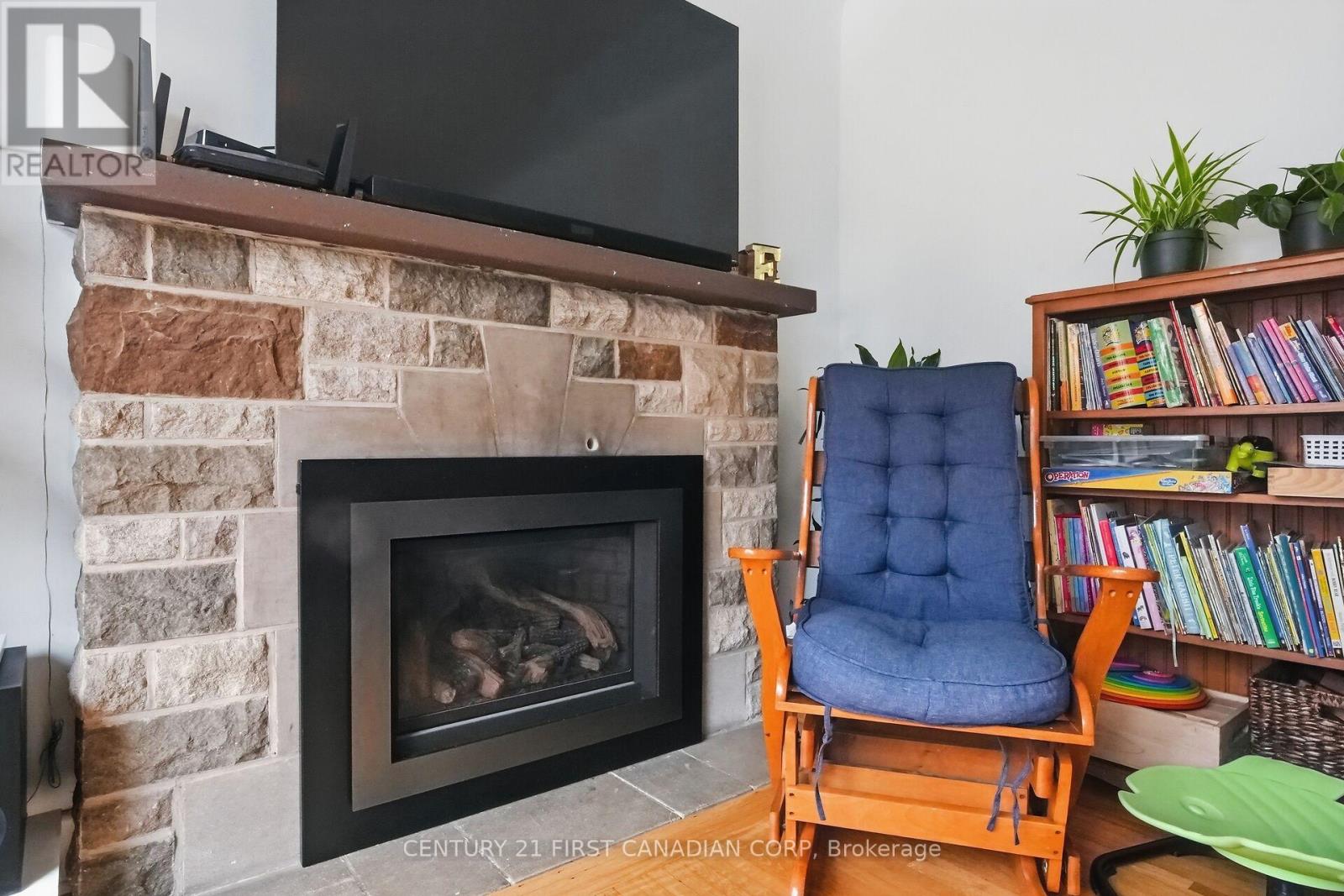 76 High Street, London South, Ontario  N6C 4J9 - Photo 8 - X12923988