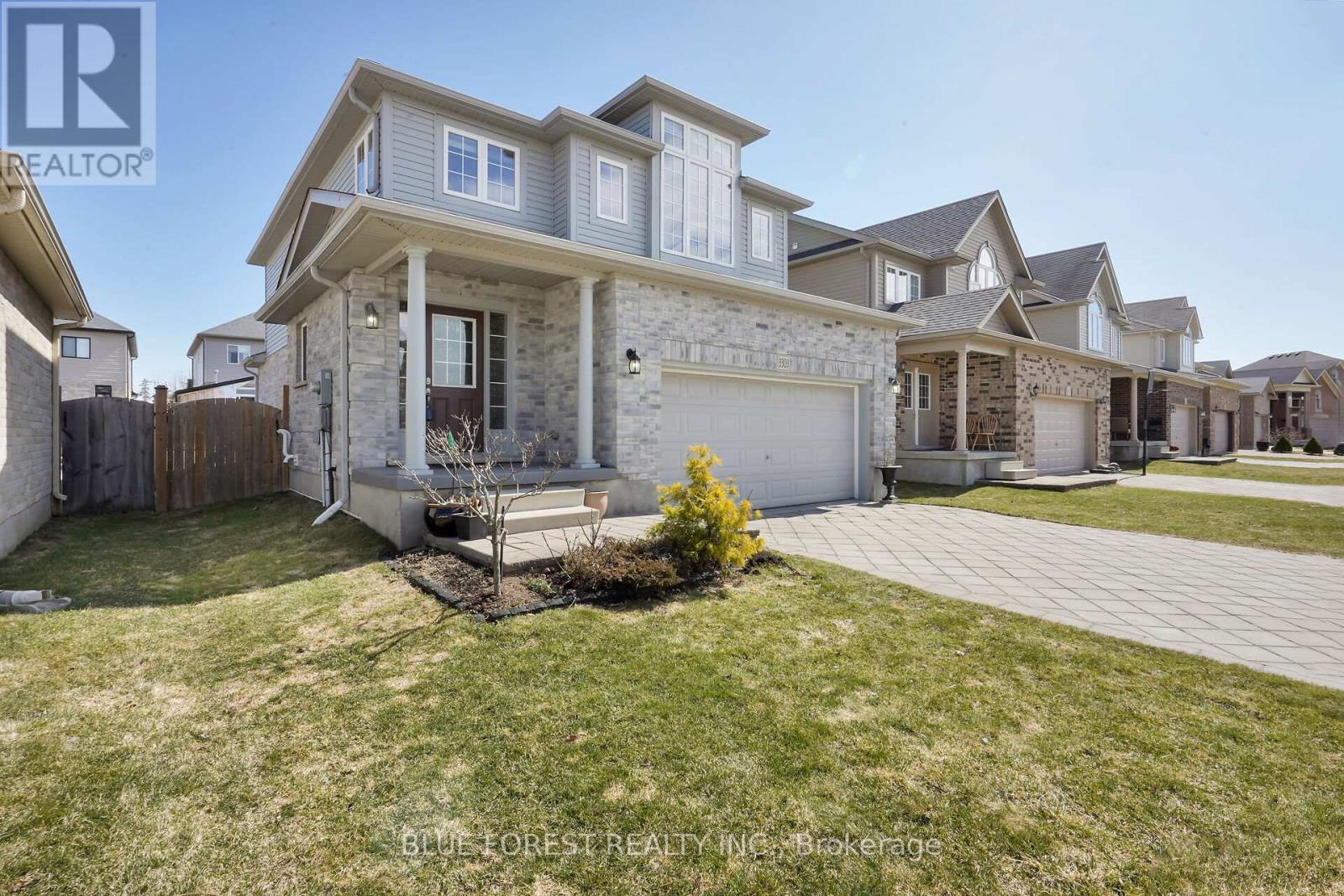 3303 Jinnies Way, London South, Ontario  N6L 0B8 - Photo 3 - X12924048