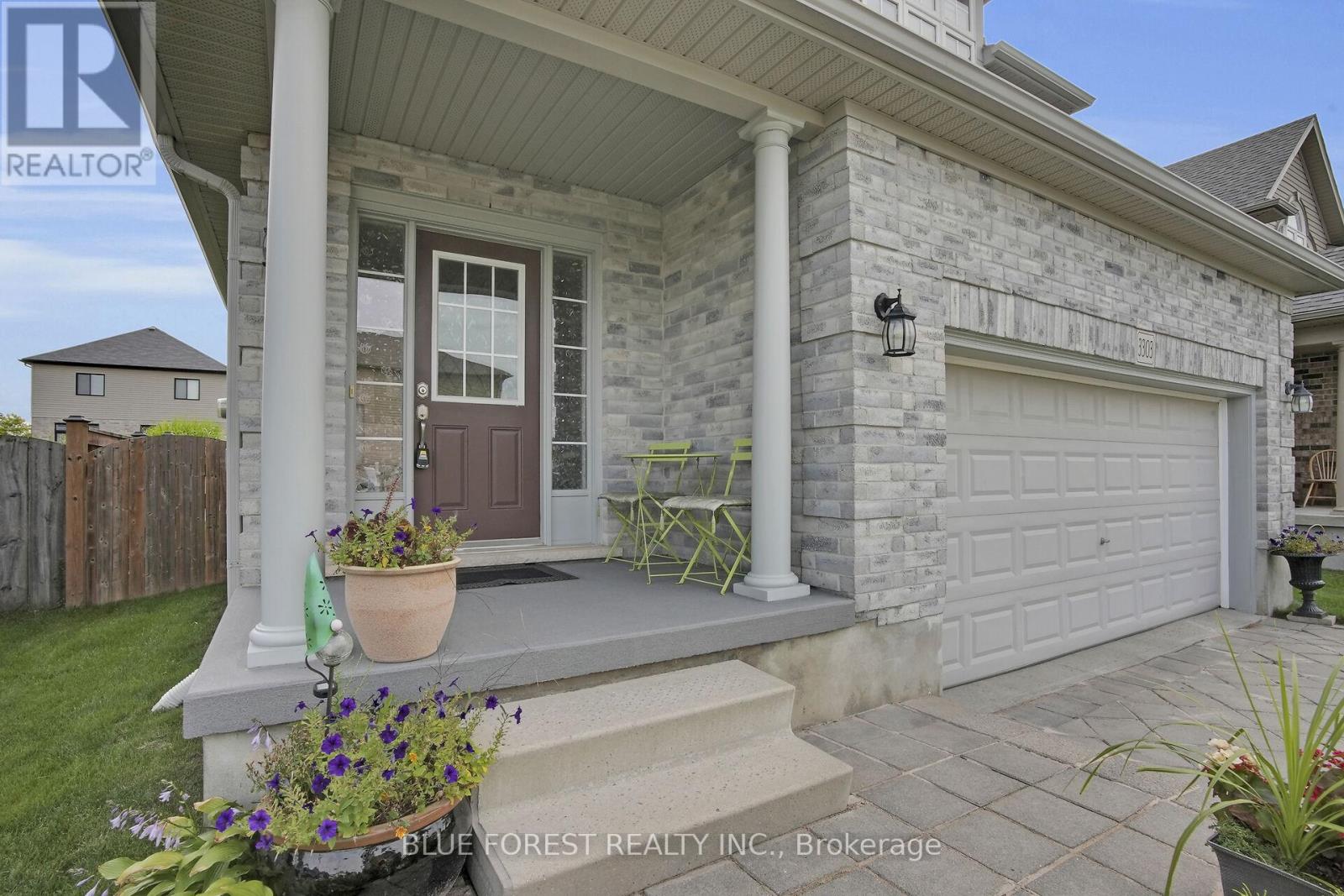 3303 Jinnies Way, London South, Ontario  N6L 0B8 - Photo 5 - X12924048