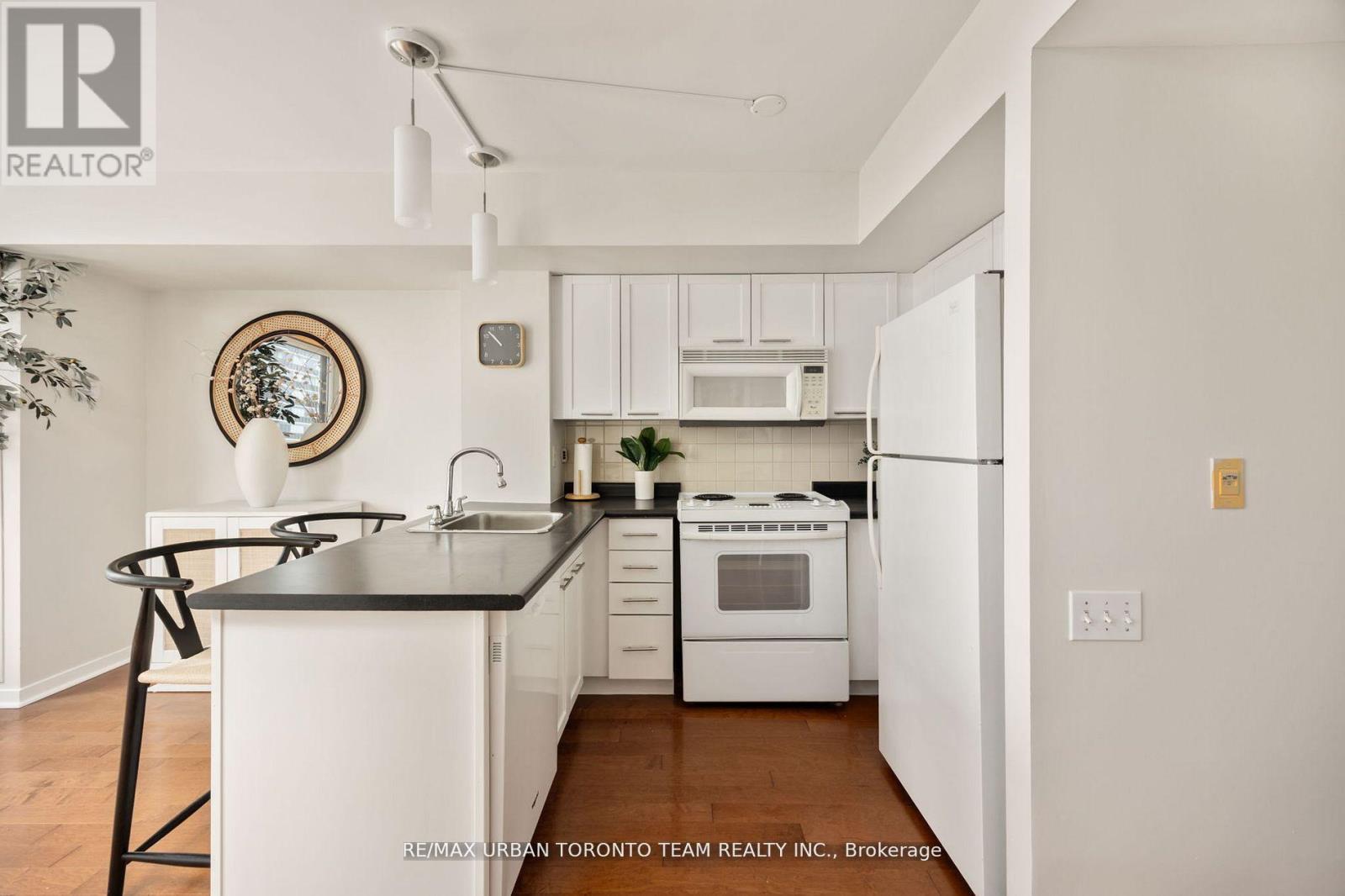 1108&1109 - 75 Dalhousie Street, Toronto (Church-Yonge Corridor), Ontario  M5B 2R9 - Photo 8 - C12923960