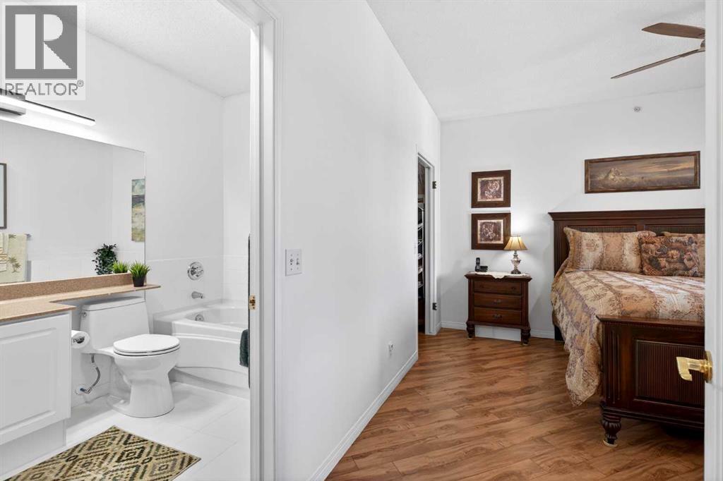 404, 5201 Dalhousie Drive NW, Calgary, Alberta  T3A 5Y7 - Photo 25 - A2296255