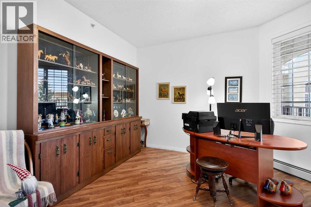 404, 5201 Dalhousie Drive NW, Calgary, Alberta  T3A 5Y7 - Photo 19 - A2296255