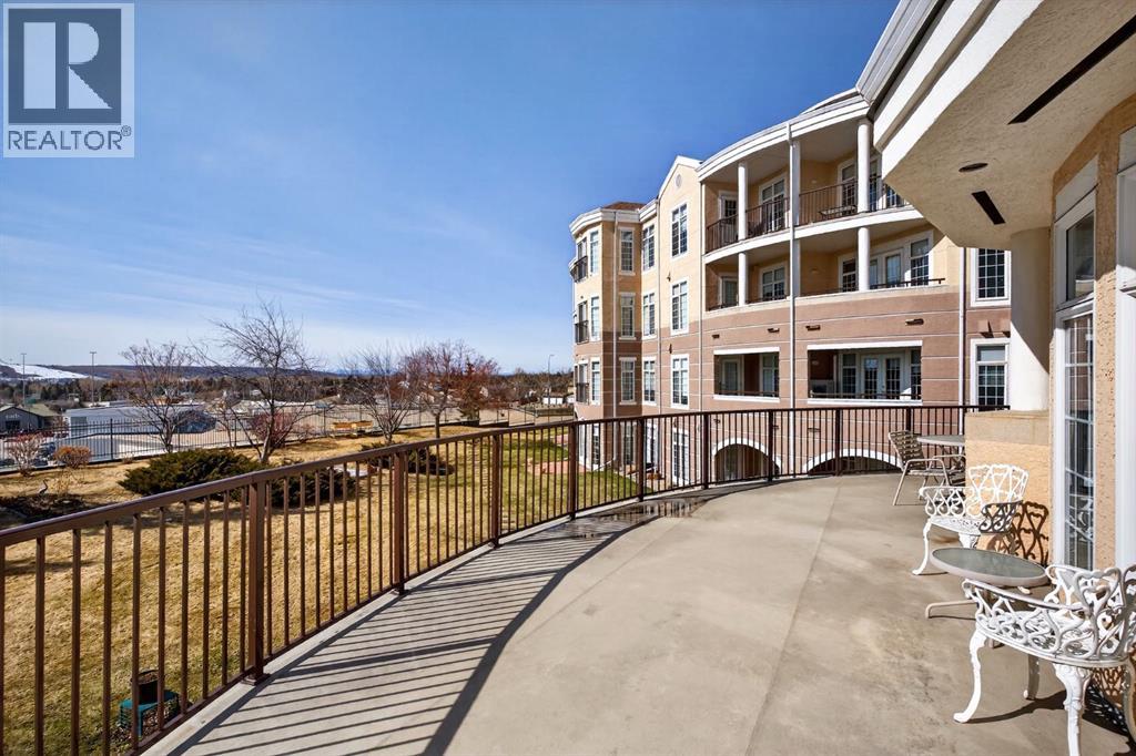 404, 5201 Dalhousie Drive NW, Calgary, Alberta  T3A 5Y7 - Photo 46 - A2296255