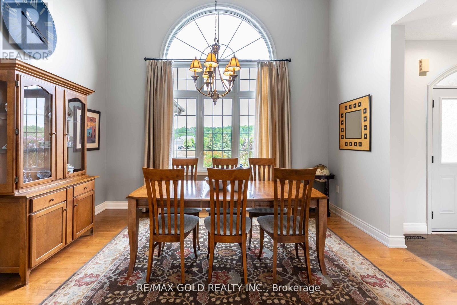 9 Apple Valley Lane, Adjala-Tosorontio, Ontario  L0M 1J0 - Photo 11 - N12911324