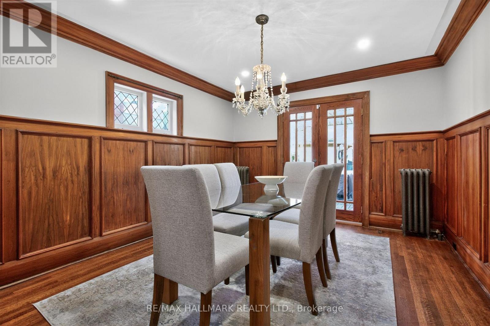 336 Glen Manor Drive, Toronto, Ontario  M4E 2X7 - Photo 11 - E12923970