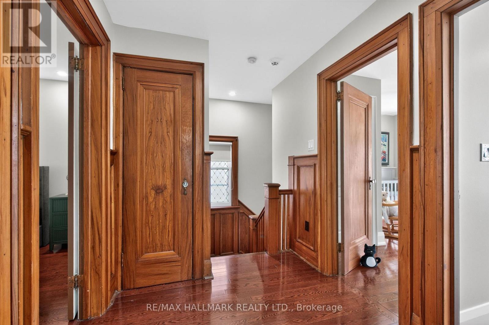 336 Glen Manor Drive, Toronto, Ontario  M4E 2X7 - Photo 19 - E12923970