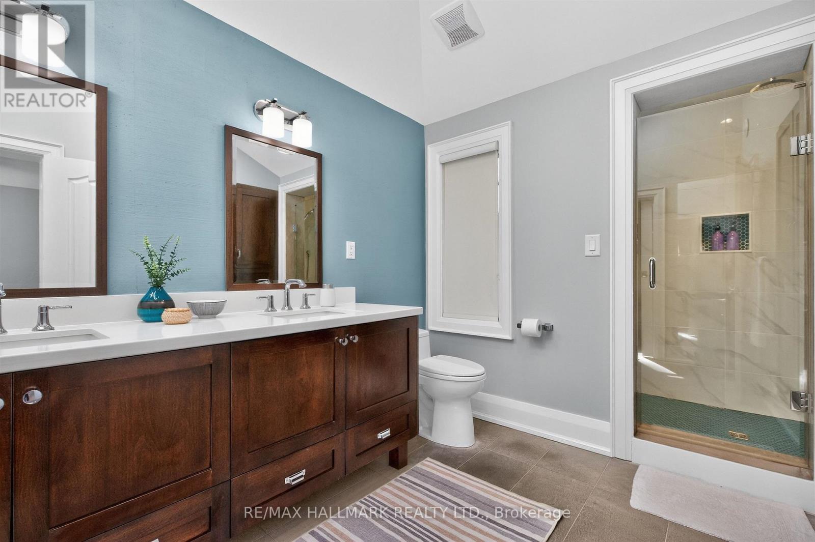 336 Glen Manor Drive, Toronto, Ontario  M4E 2X7 - Photo 23 - E12923970