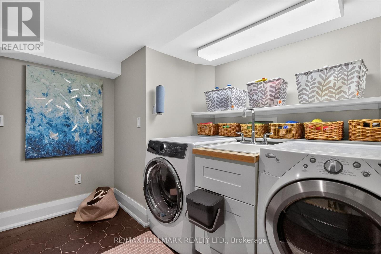 336 Glen Manor Drive, Toronto, Ontario  M4E 2X7 - Photo 39 - E12923970