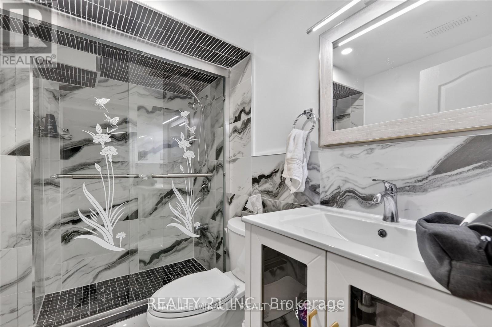 30 Melchior Drive, Toronto, Ontario  M1E 3W5 - Photo 17 - E12924012