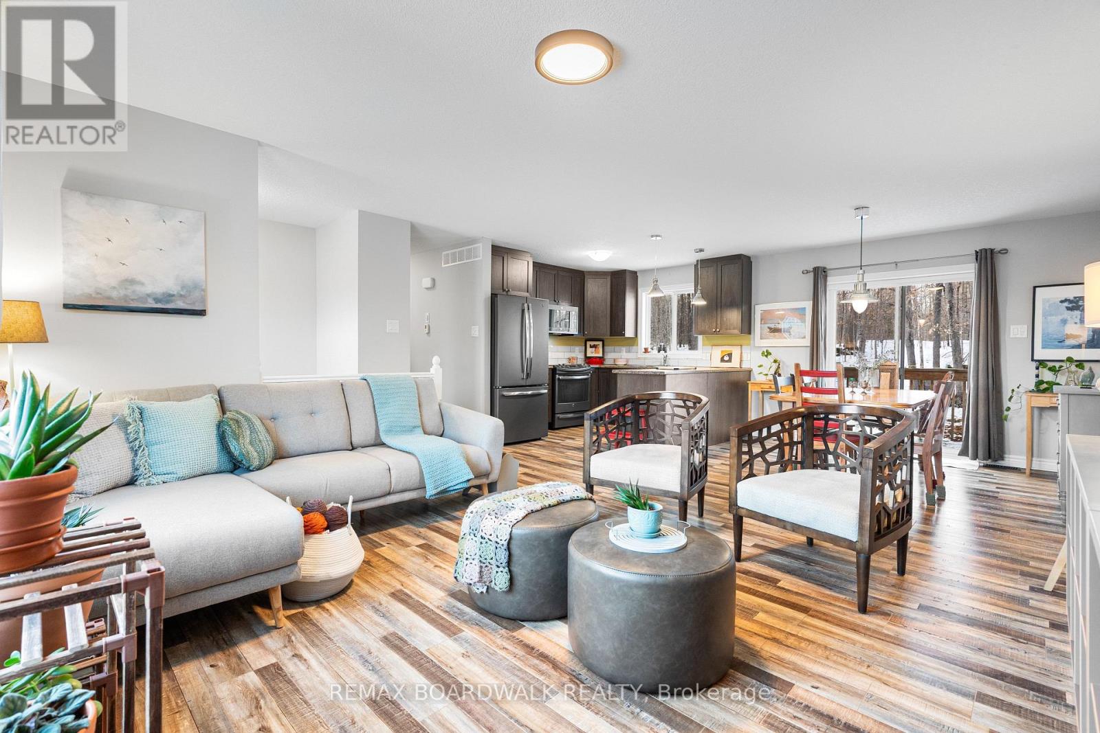 228 Stewart Gibson Road, Lanark Highlands, Ontario  K0G 1K0 - Photo 12 - X12924020