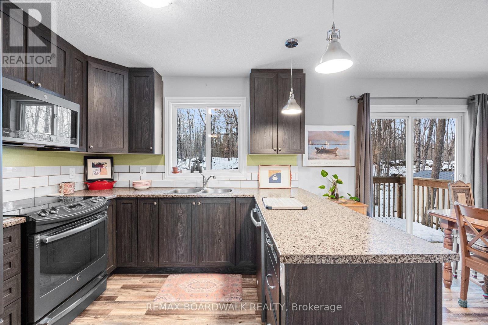 228 Stewart Gibson Road, Lanark Highlands, Ontario  K0G 1K0 - Photo 20 - X12924020