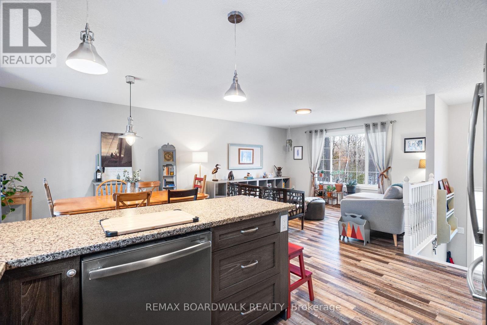 228 Stewart Gibson Road, Lanark Highlands, Ontario  K0G 1K0 - Photo 22 - X12924020