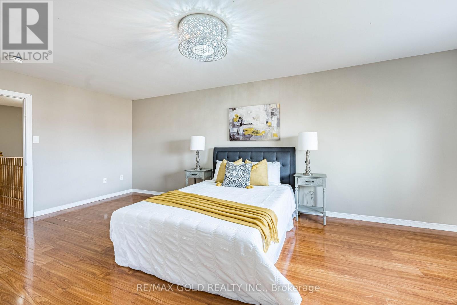 79 Roundstone Drive, Brampton, Ontario  L6X 0K6 - Photo 24 - W12921178