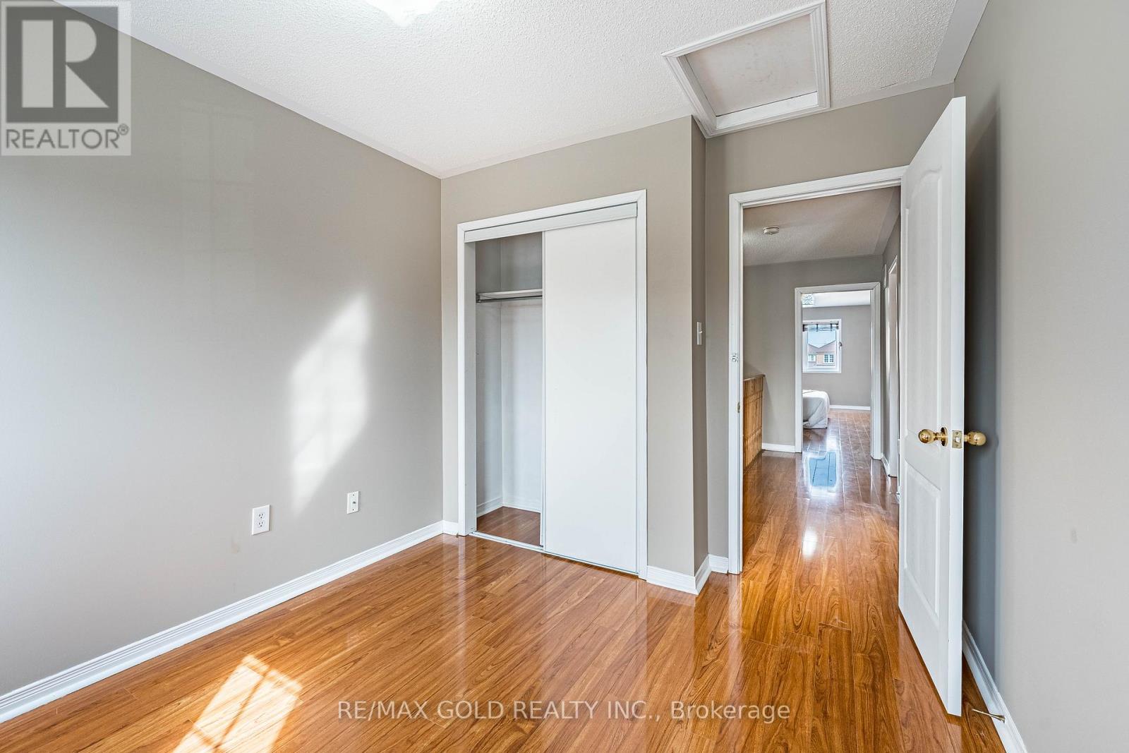 79 Roundstone Drive, Brampton, Ontario  L6X 0K6 - Photo 32 - W12921178