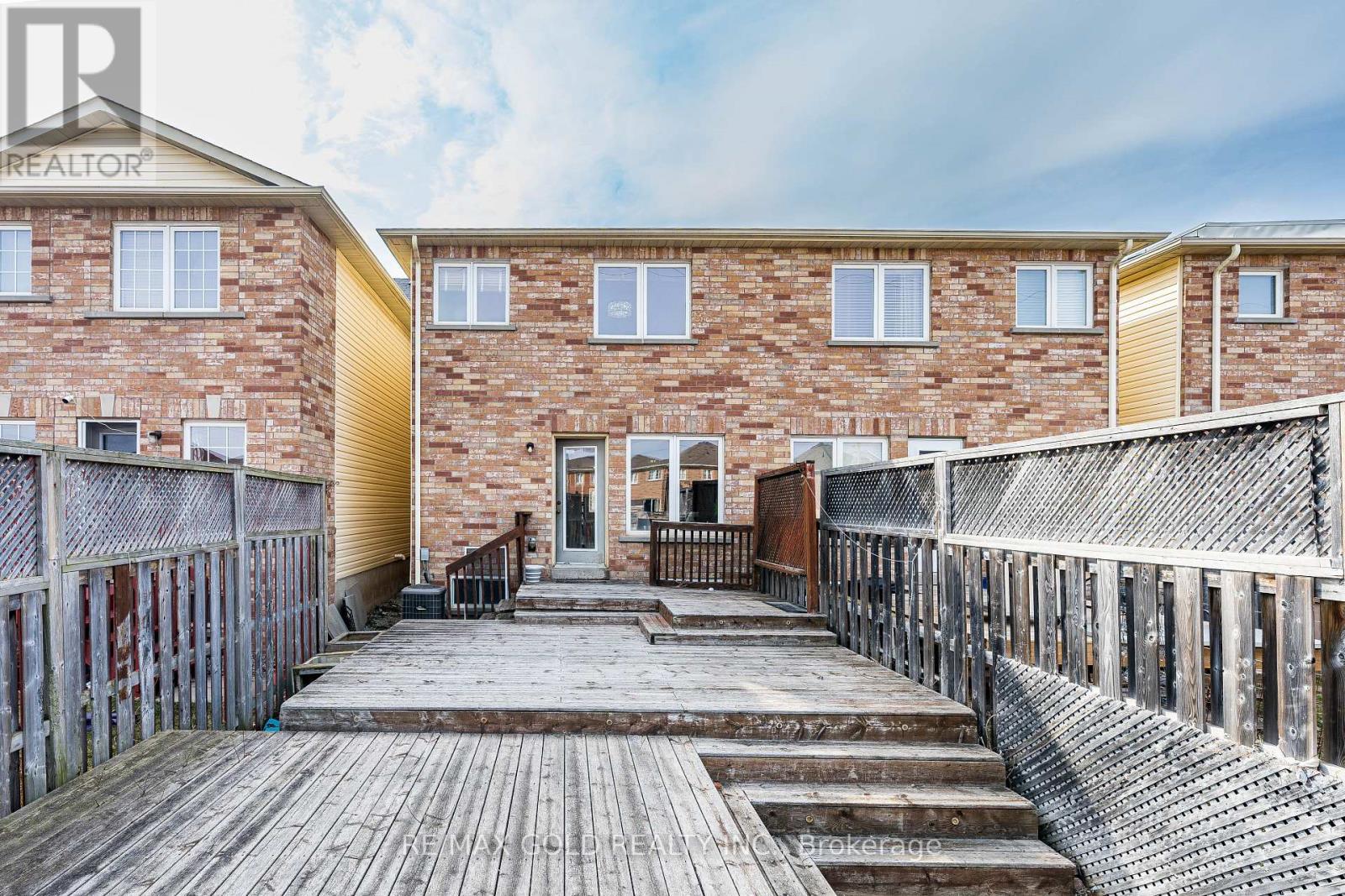 79 Roundstone Drive, Brampton, Ontario  L6X 0K6 - Photo 48 - W12921178