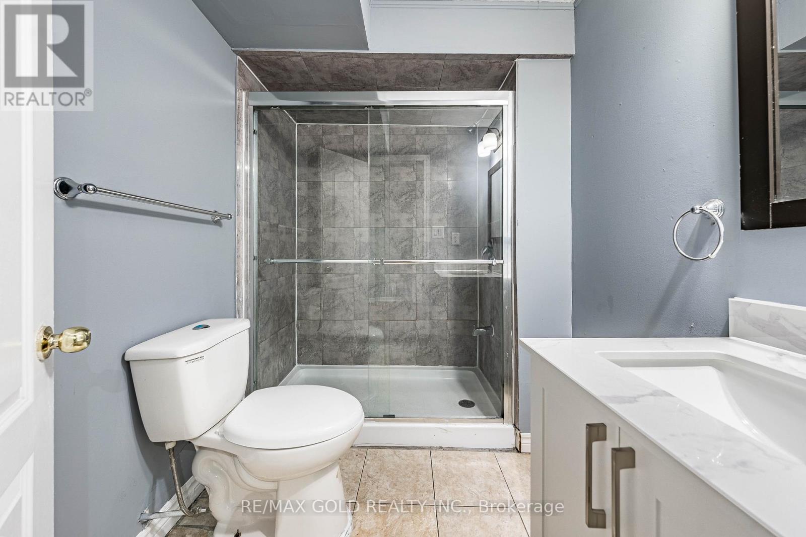 79 Roundstone Drive, Brampton, Ontario  L6X 0K6 - Photo 43 - W12921178