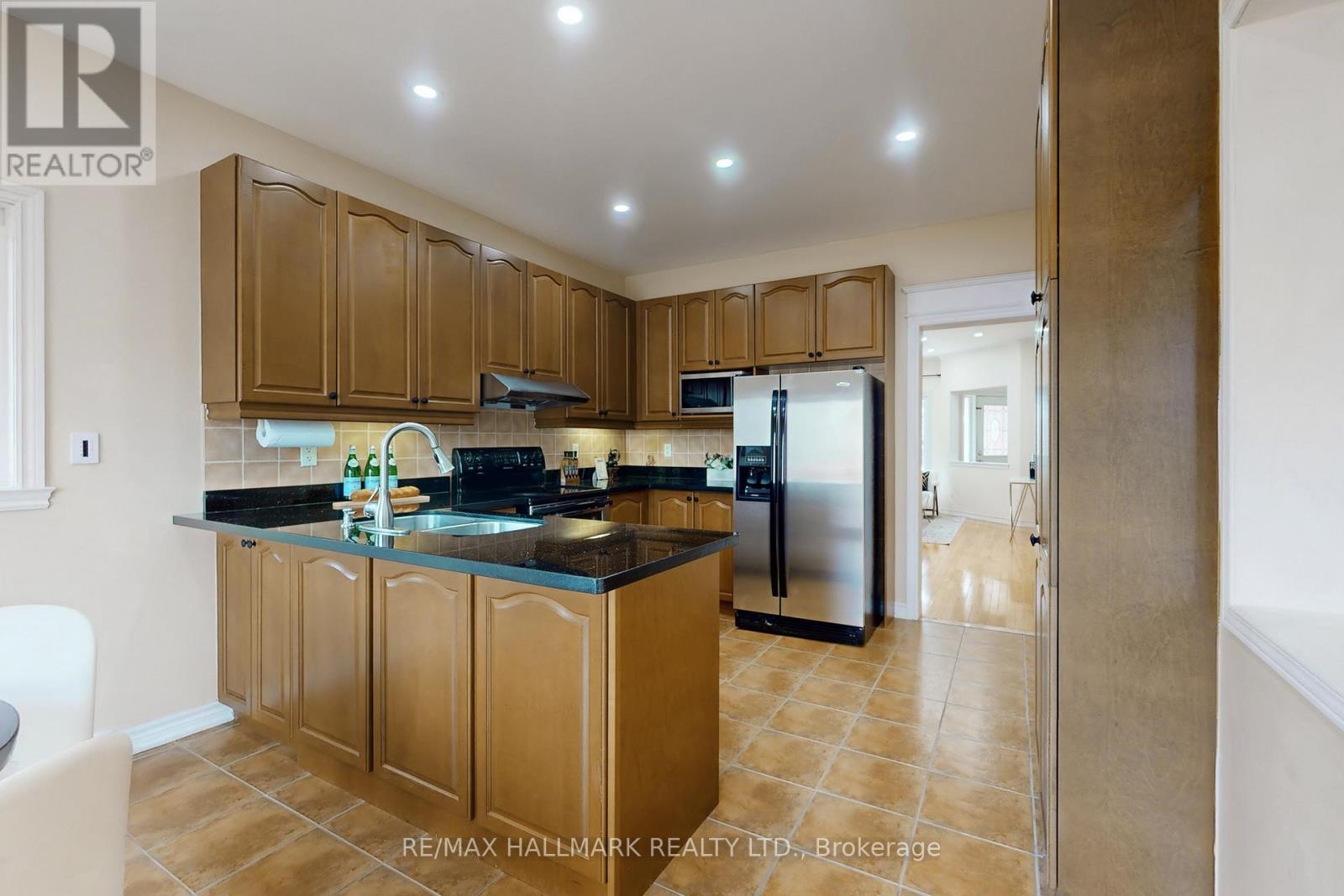 42 Mayan Avenue, Richmond Hill, Ontario  L4S 2W9 - Photo 19 - N12923936