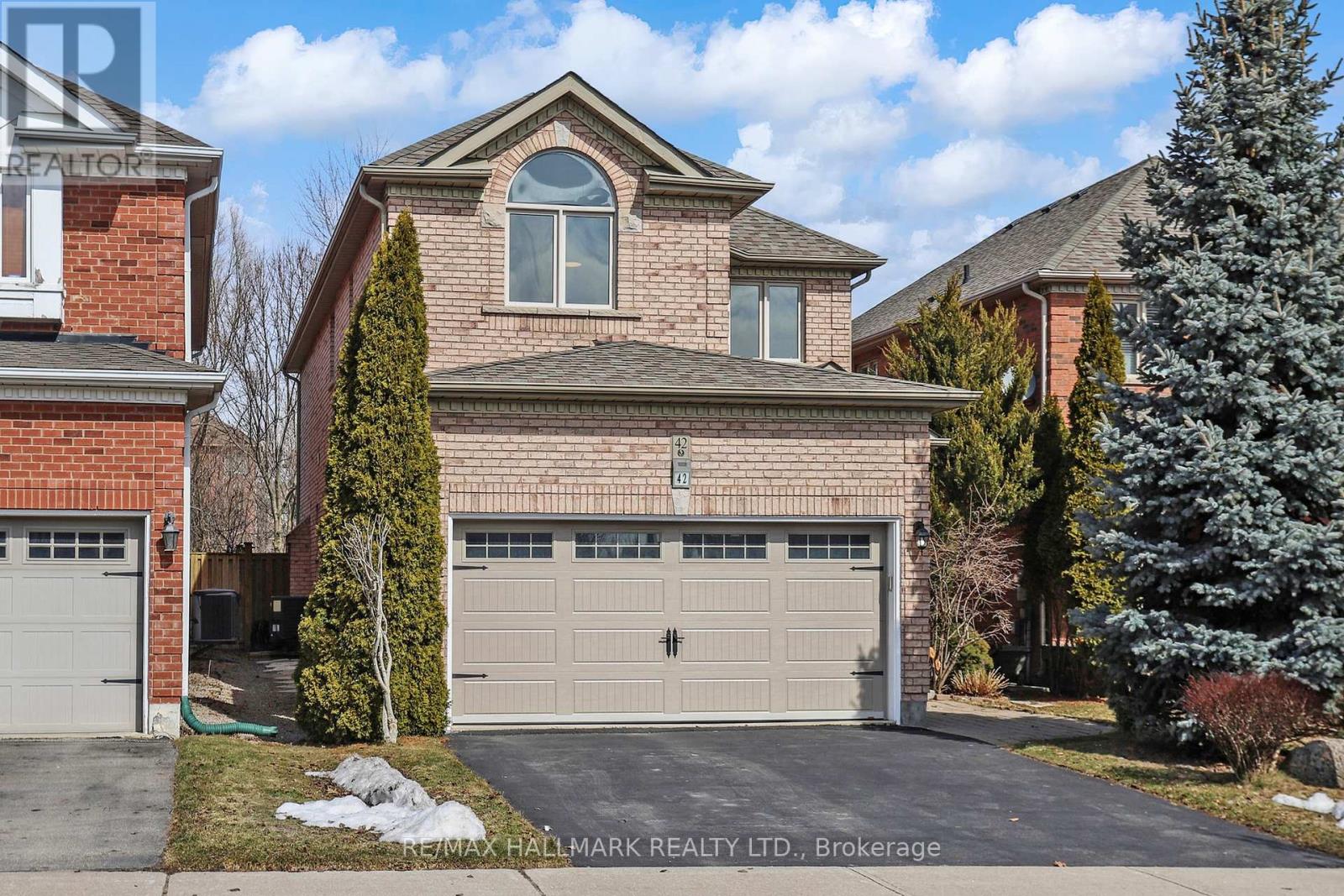 42 Mayan Avenue, Richmond Hill, Ontario  L4S 2W9 - Photo 2 - N12923936