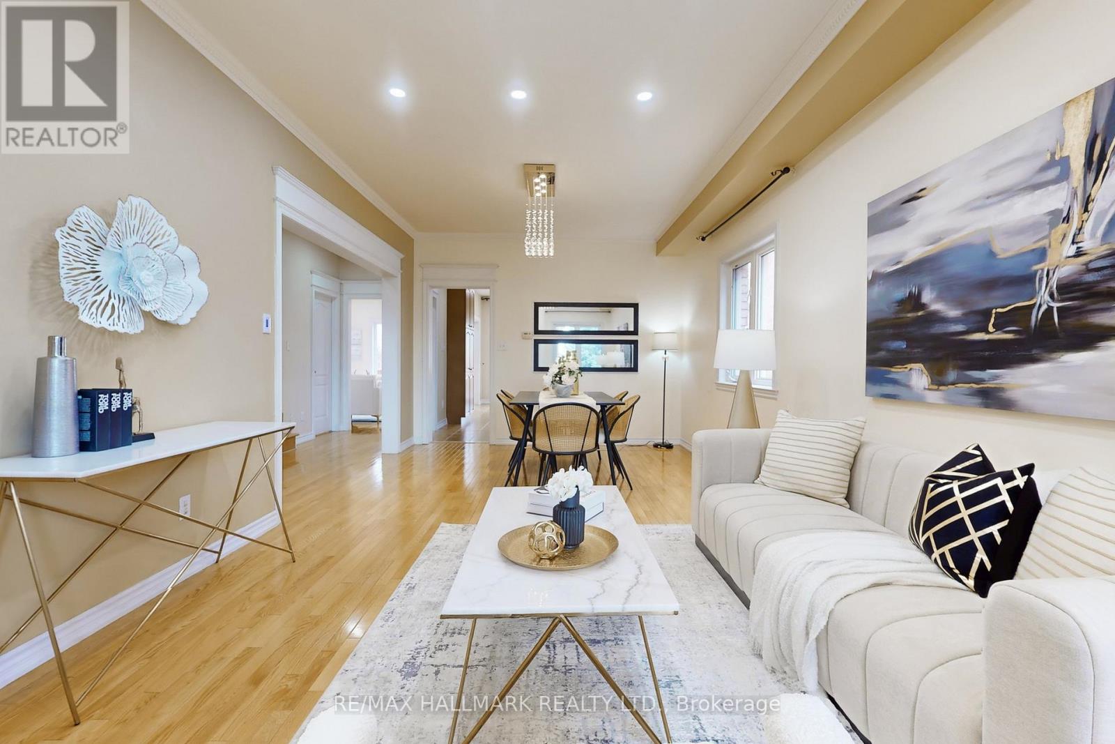 42 Mayan Avenue, Richmond Hill, Ontario  L4S 2W9 - Photo 8 - N12923936