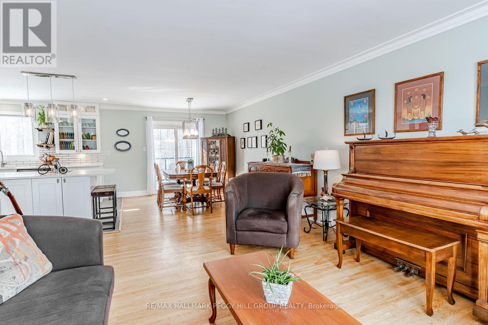 3822 West Street, Innisfil, Ontario  L9S 2L8 - Photo 6 - N12923994