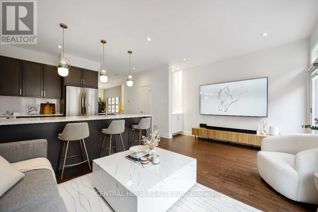 20 William Saville Street, Markham, Ontario  L3R 9S3 - Photo 12 - N12924006