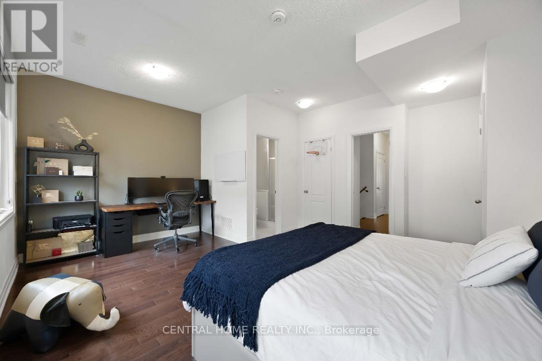 20 William Saville Street, Markham, Ontario  L3R 9S3 - Photo 16 - N12924006