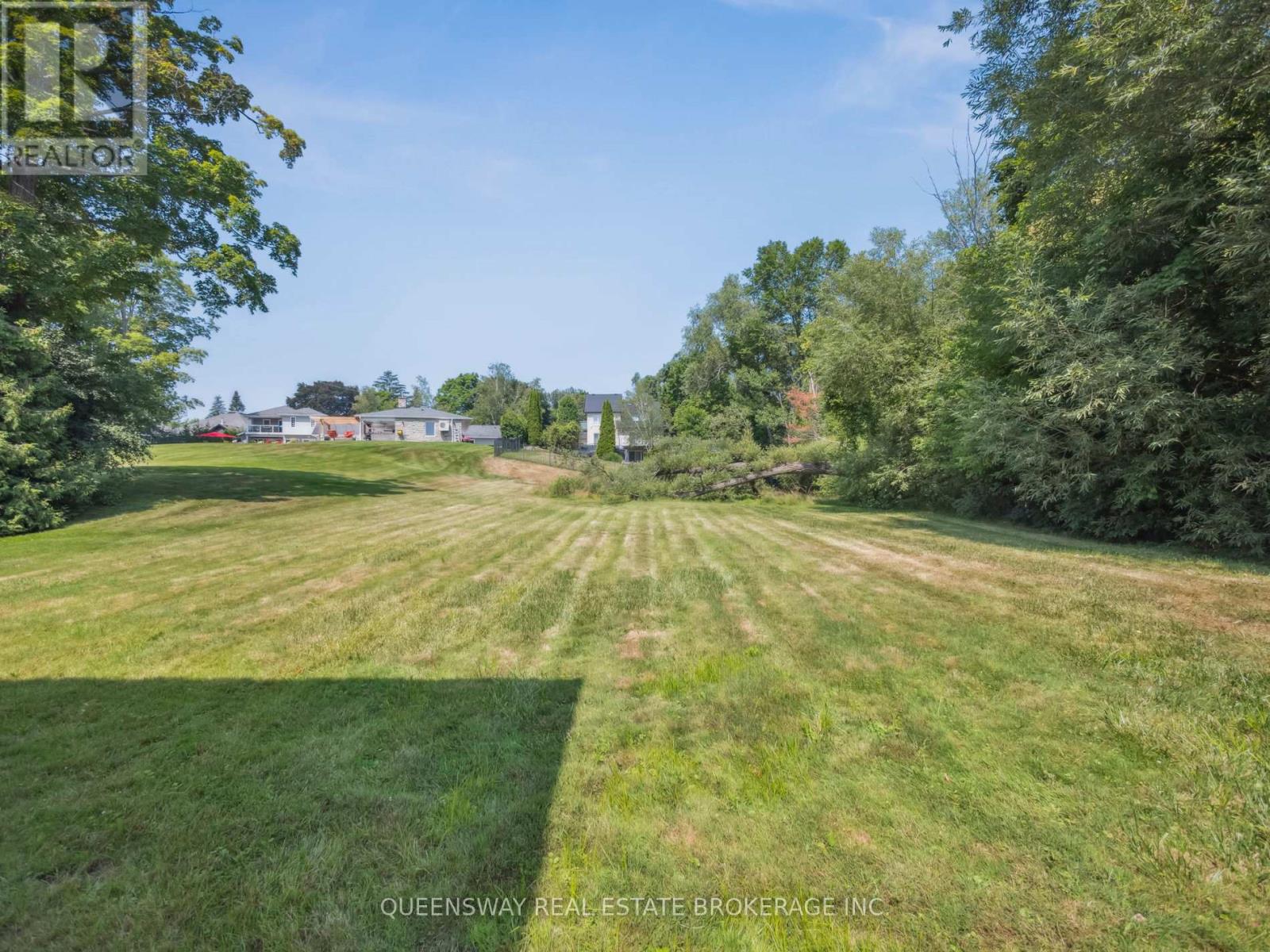 109 Woodriver Bend, Georgina, Ontario  L0E 1R0 - Photo 47 - N12924028