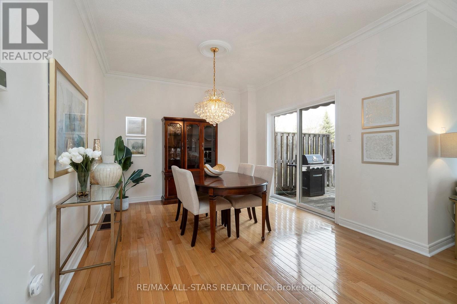 29 Wave Hill Way, Markham, Ontario  L6E 2A2 - Photo 12 - N12924042