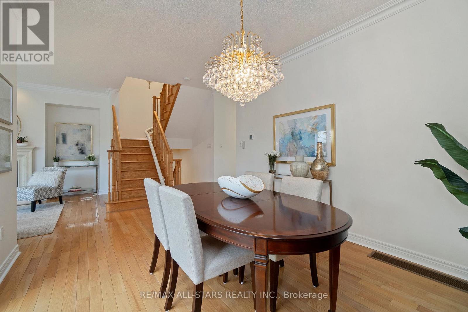 29 Wave Hill Way, Markham, Ontario  L6E 2A2 - Photo 14 - N12924042