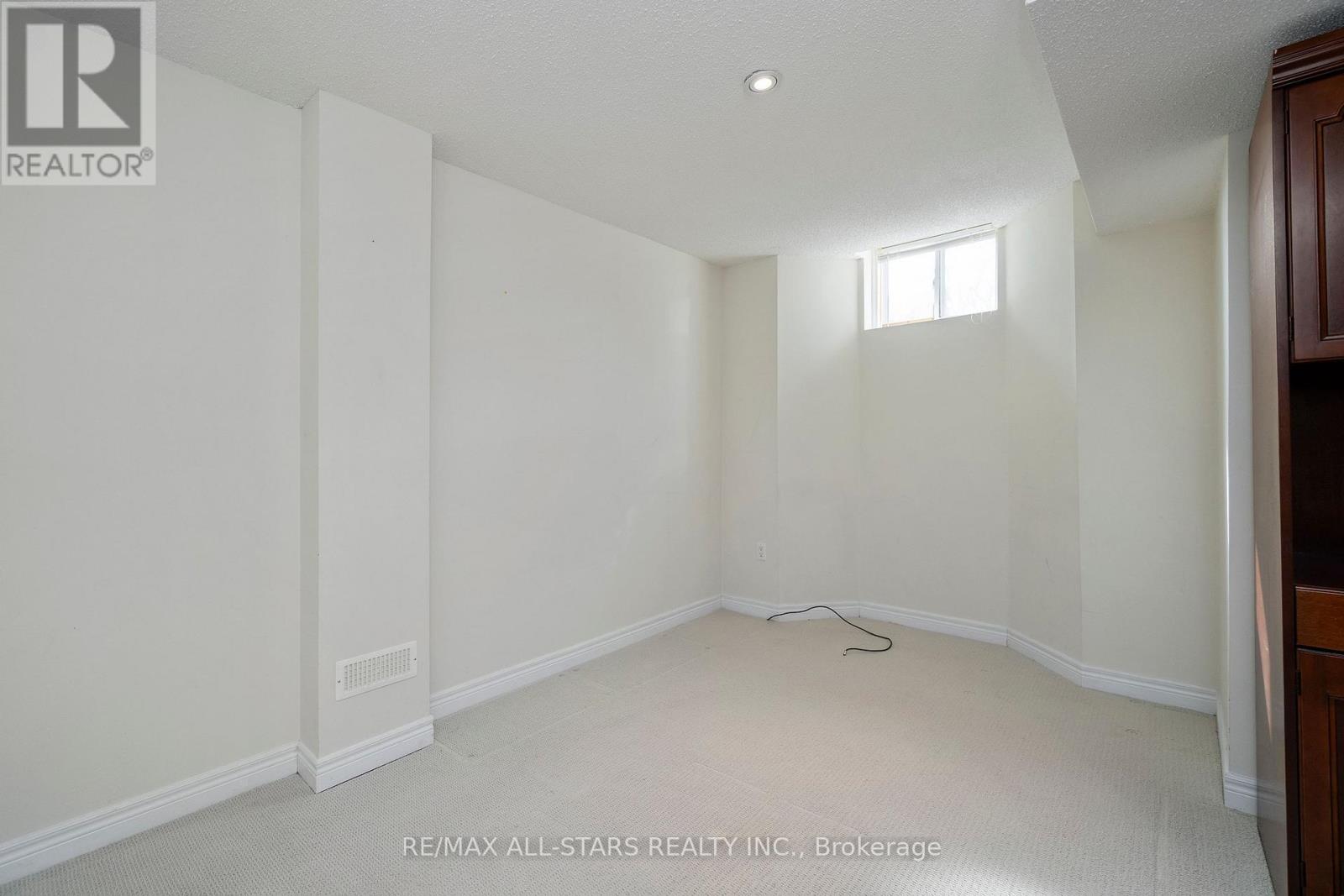 29 Wave Hill Way, Markham, Ontario  L6E 2A2 - Photo 29 - N12924042