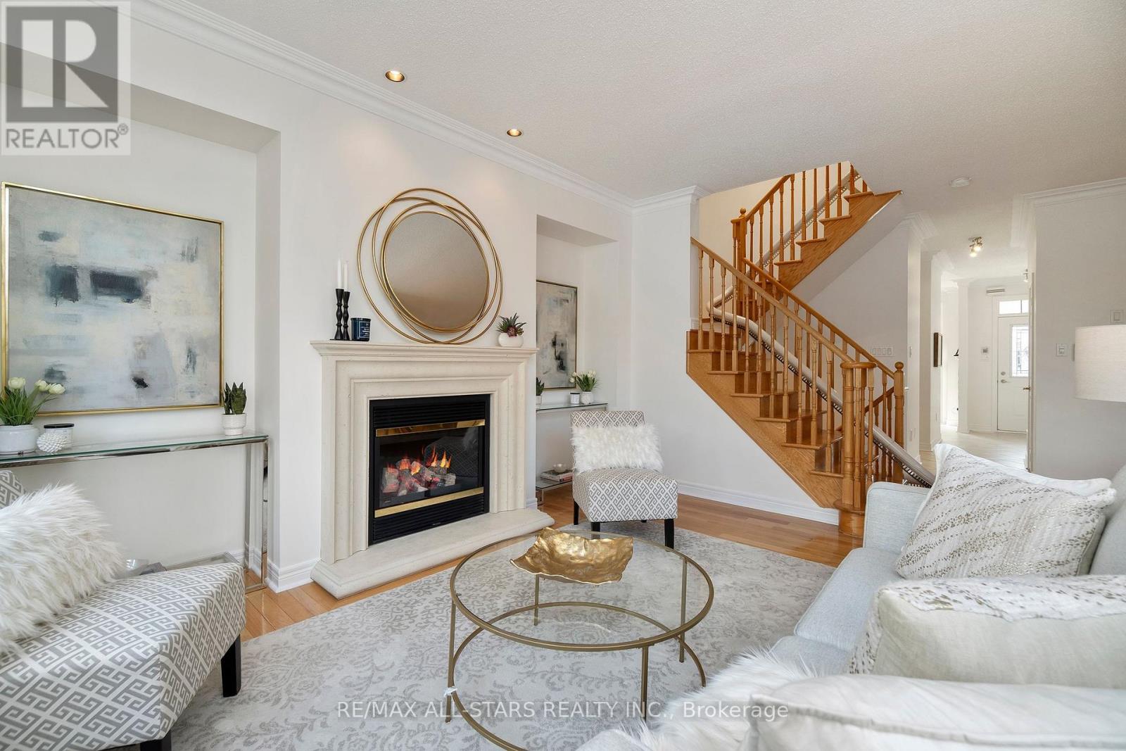 29 Wave Hill Way, Markham, Ontario  L6E 2A2 - Photo 3 - N12924042