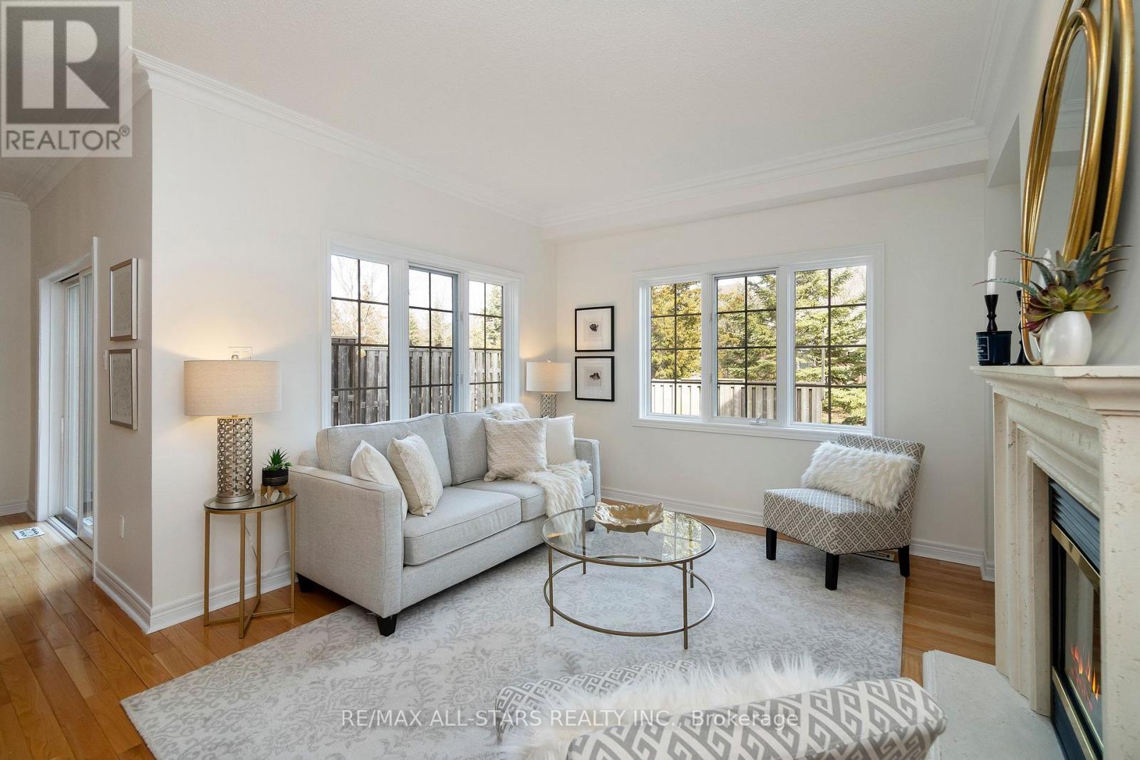 29 Wave Hill Way, Markham, Ontario  L6E 2A2 - Photo 6 - N12924042