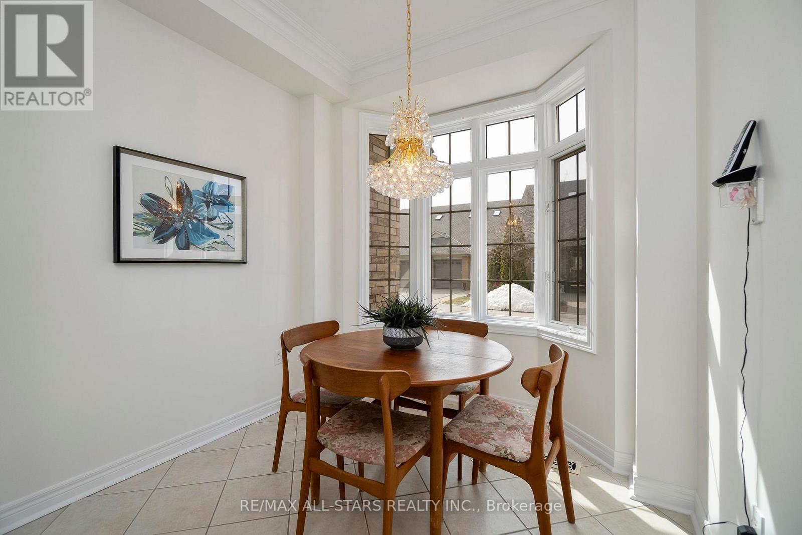 29 Wave Hill Way, Markham, Ontario  L6E 2A2 - Photo 8 - N12924042