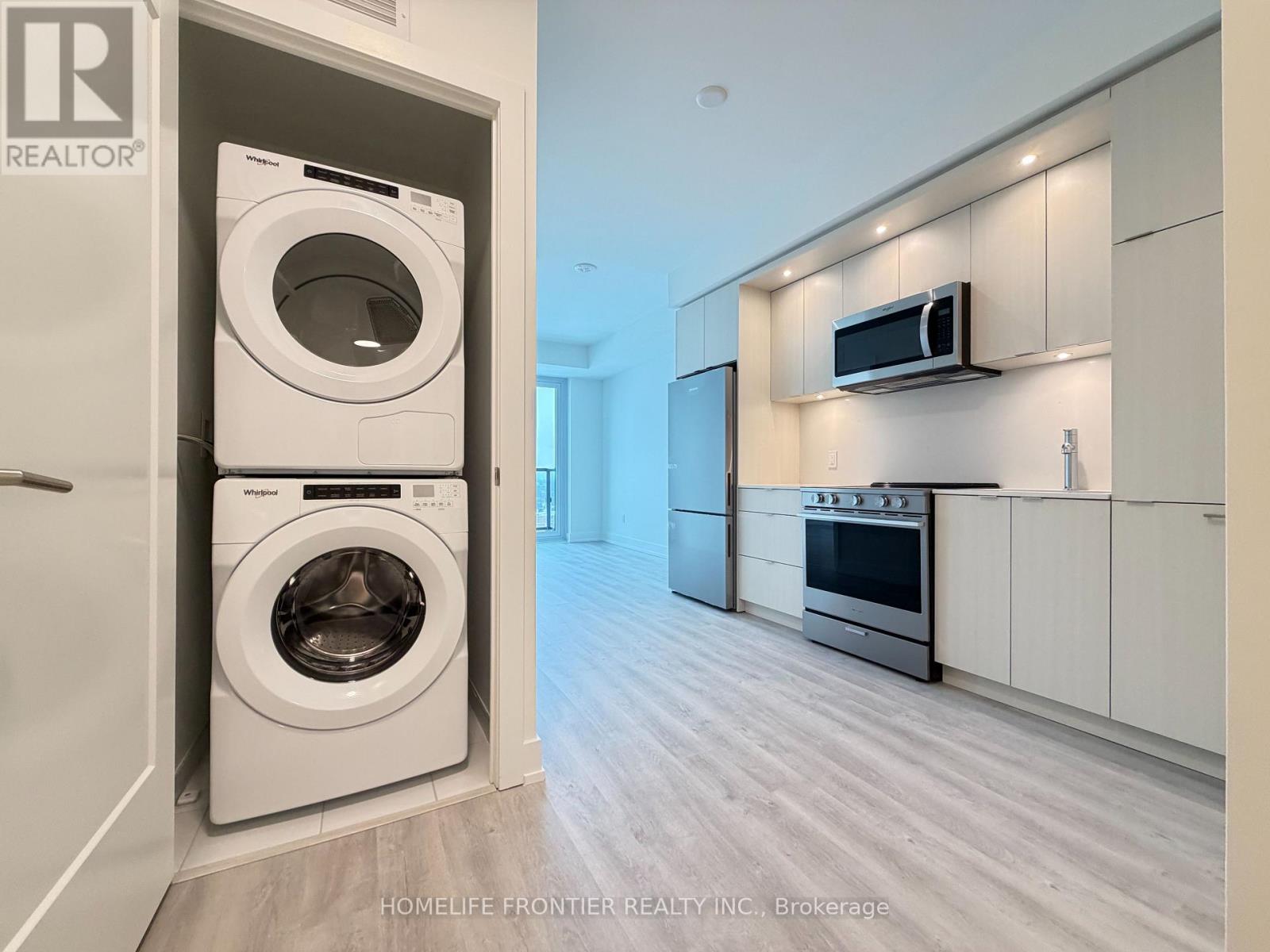 1902 - 60 Central Park Roadway, Toronto, Ontario  M9A 0E6 - Photo 10 - W12923928