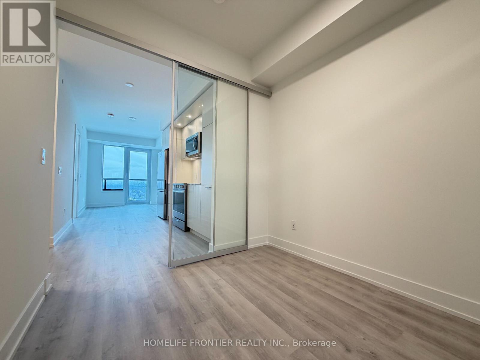 1902 - 60 Central Park Roadway, Toronto, Ontario  M9A 0E6 - Photo 18 - W12923928