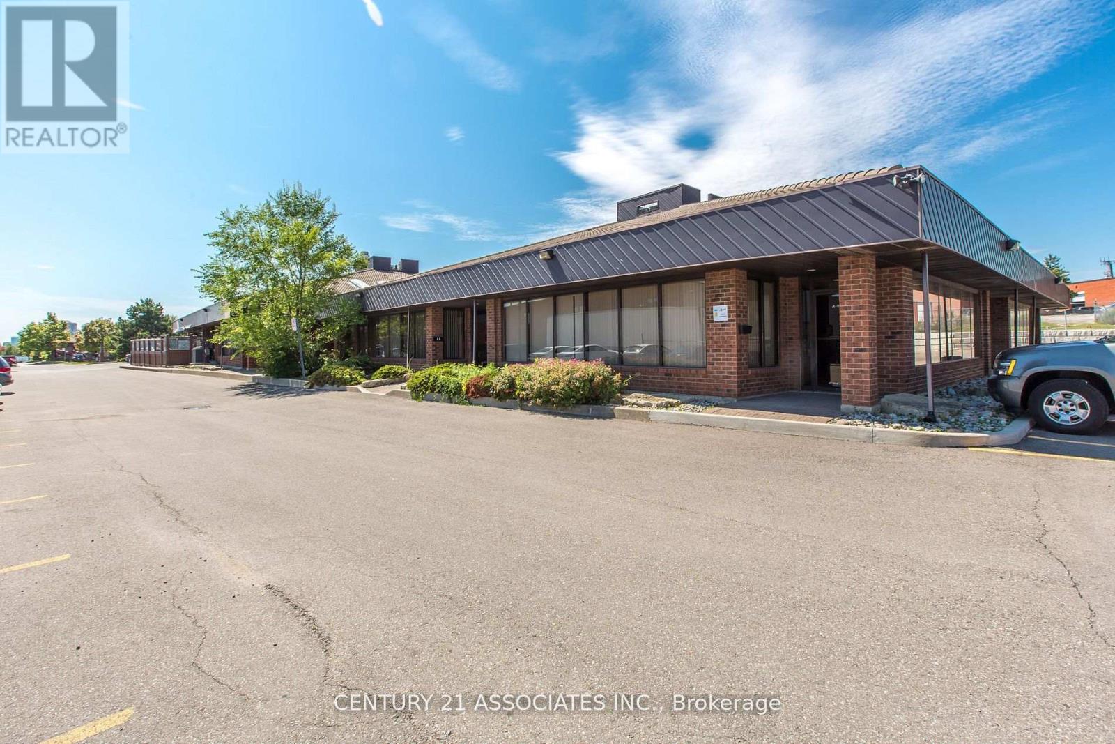 C7 - 5659 Mcadam Road, Mississauga, Ontario  L4Z 1N9 - Photo 2 - W12923938